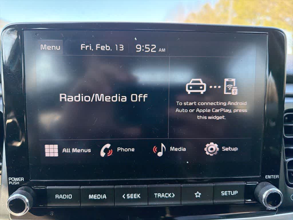 Thumbnail: 2023 Kia Rio - 11