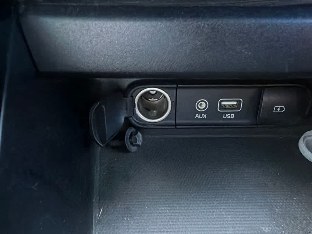 Thumbnail: 2021 Kia Forte - 4
