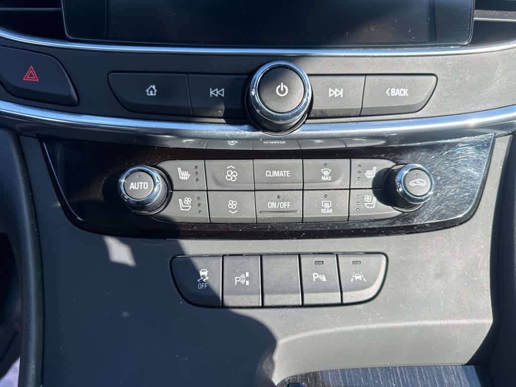 Thumbnail: 2017 Buick LaCrosse - 12