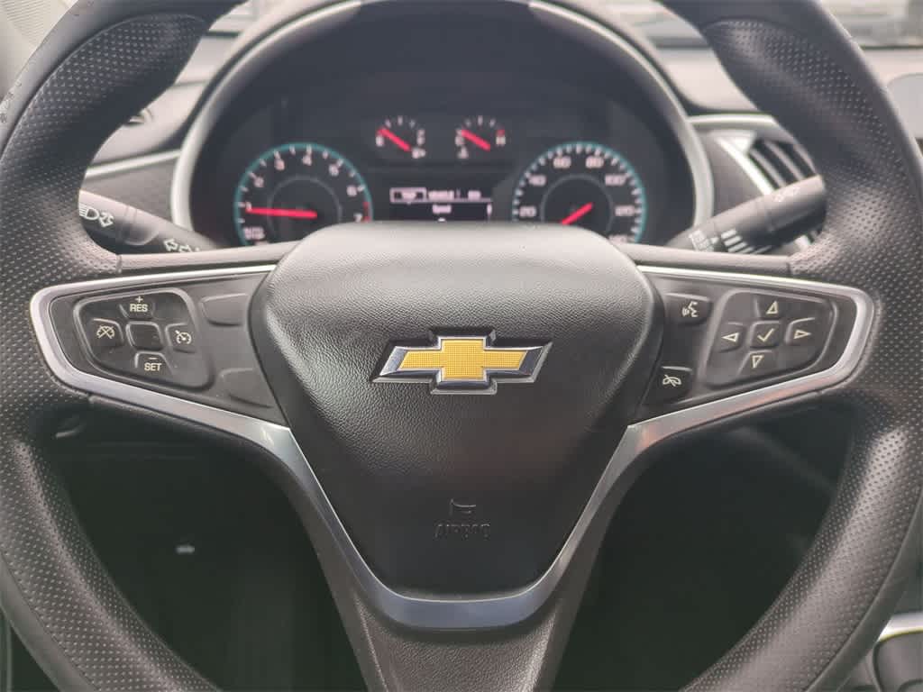 Thumbnail: 2022 Chevrolet Malibu - 22