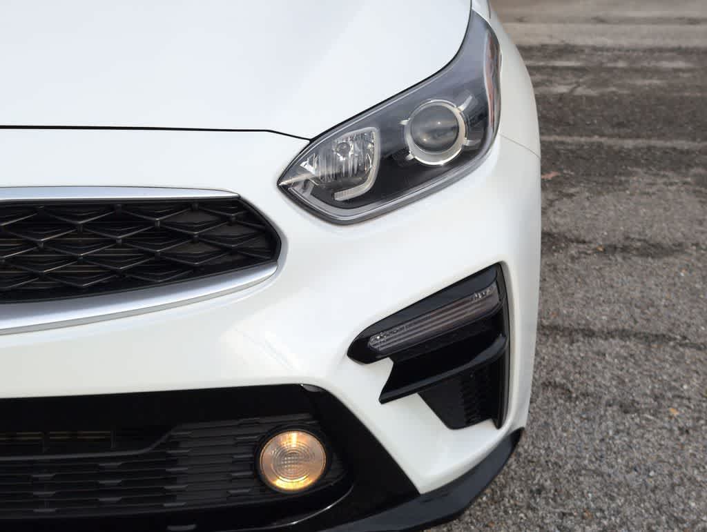 Thumbnail: 2021 Kia Forte - 11