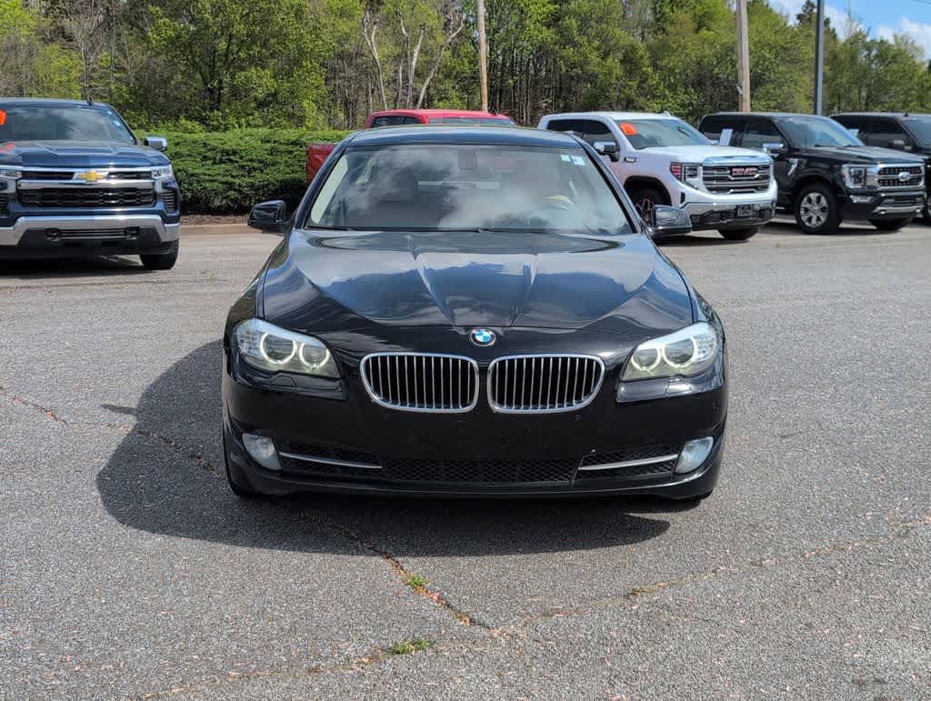 Thumbnail: 2011 BMW 5 Series - 3
