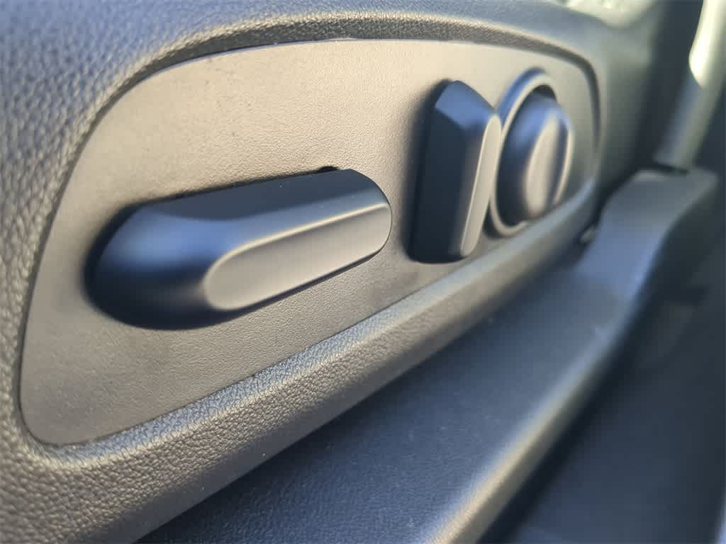 Thumbnail: 2021 Chevrolet Equinox - 18