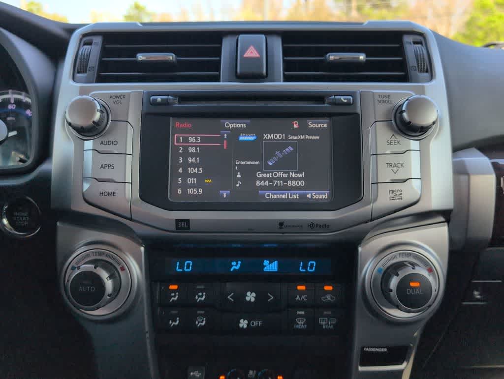 Thumbnail: 2015 Toyota 4Runner - 29