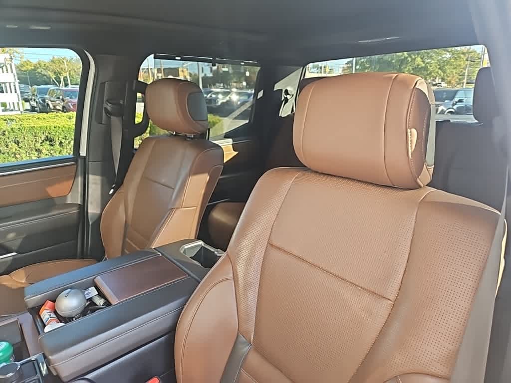 Thumbnail: 2022 Toyota Tundra - 4