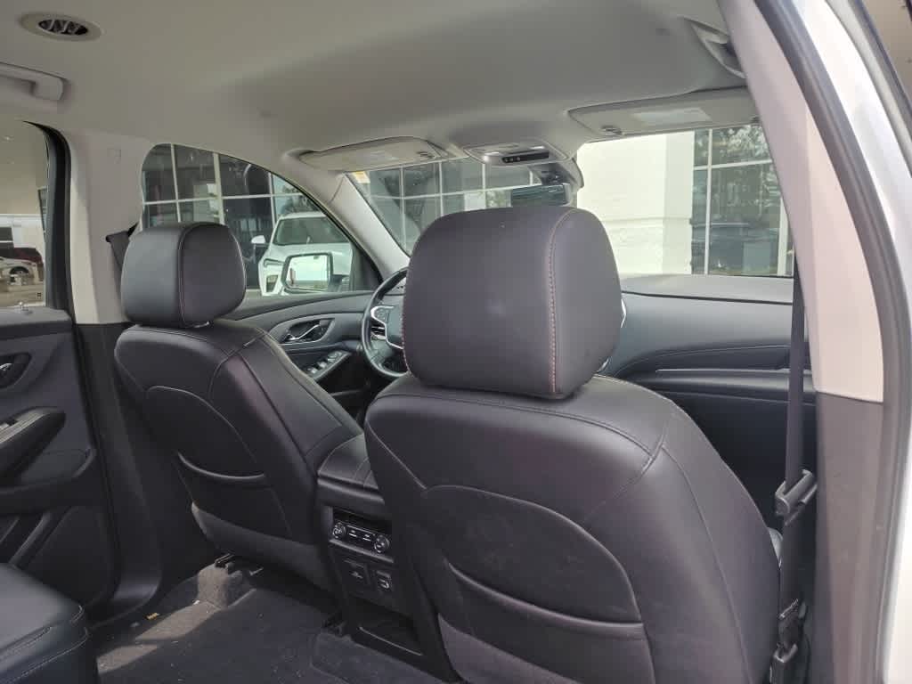Thumbnail: 2021 Chevrolet Traverse - 19