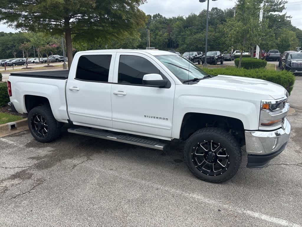 Thumbnail: 2017 Chevrolet Silverado 1500 - 13