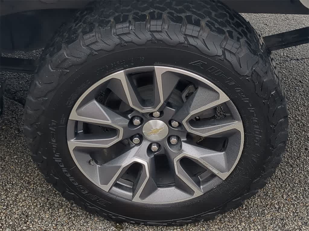 Thumbnail: 2021 Chevrolet Silverado 1500 - 14