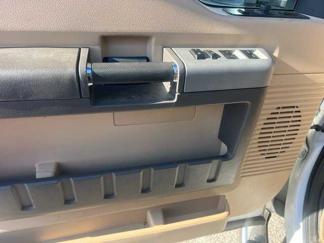 Thumbnail: 2016 Ford F-250 - 7