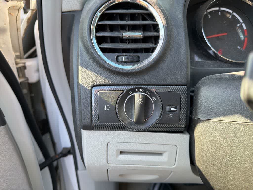 Thumbnail: 2008 Saturn VUE - 19