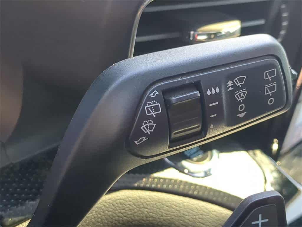 Thumbnail: 2021 Ford Explorer - 26