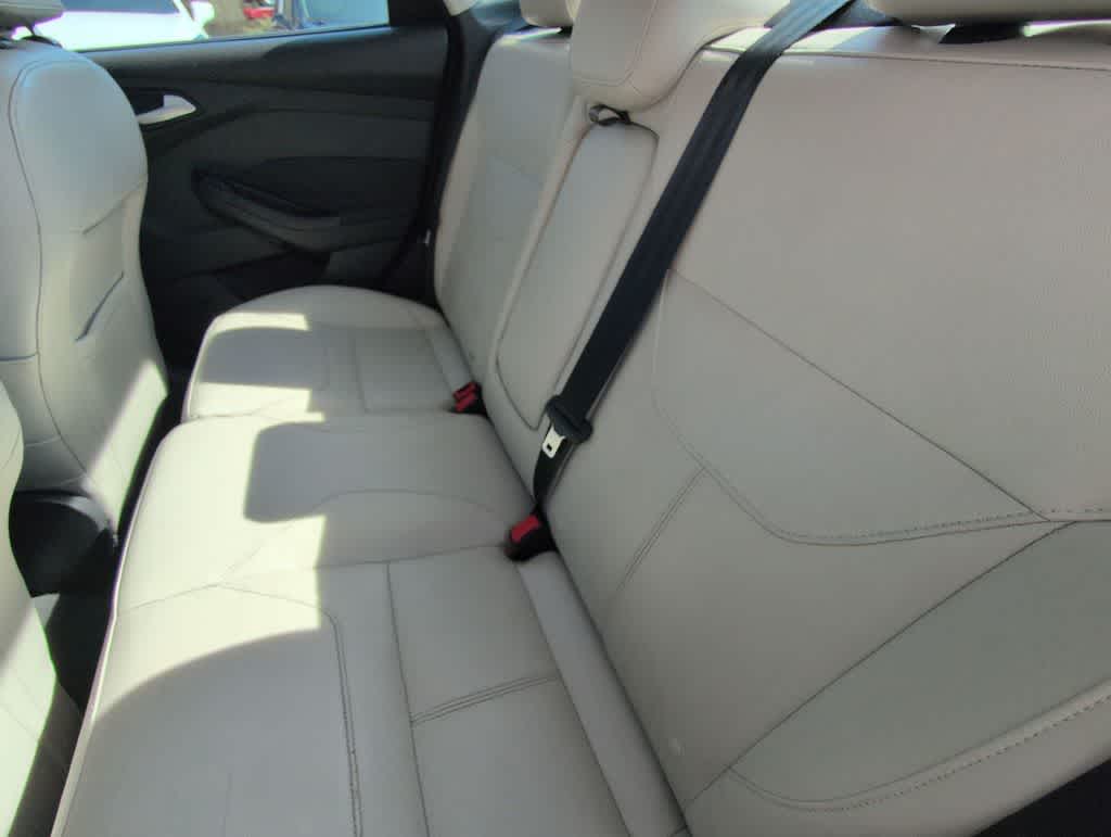 Thumbnail: 2018 Ford Focus - 21