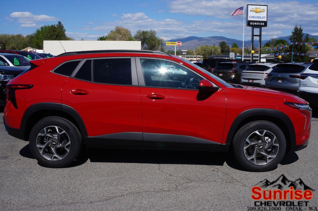 New 2026 Chevrolet Trax LT SUV