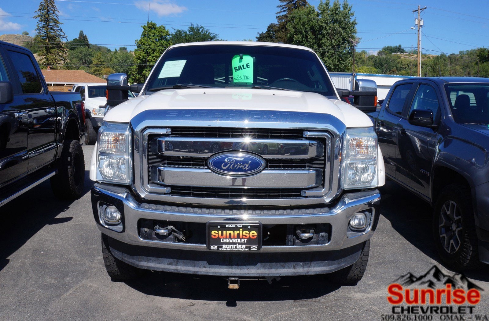 Used 2015 Ford F-250 Super Duty Lariat with VIN 1FT7W2BT2FEC06397 for sale in Omak, WA