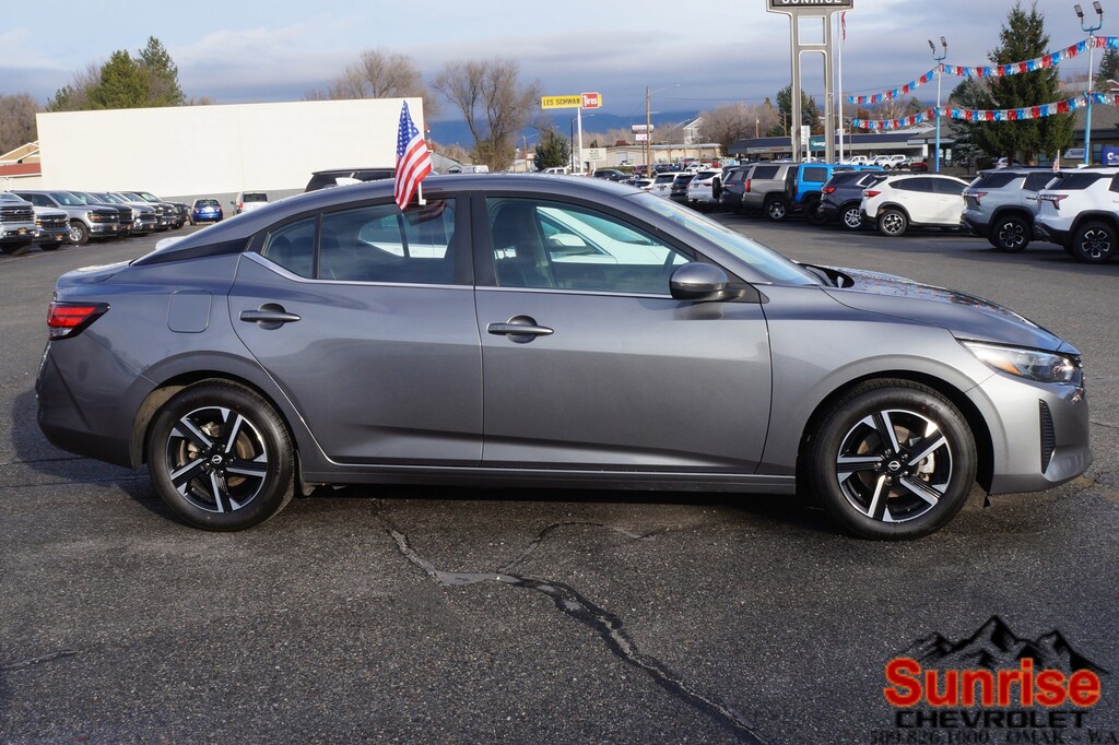 Used 2024 Nissan Sentra SV SV CVT