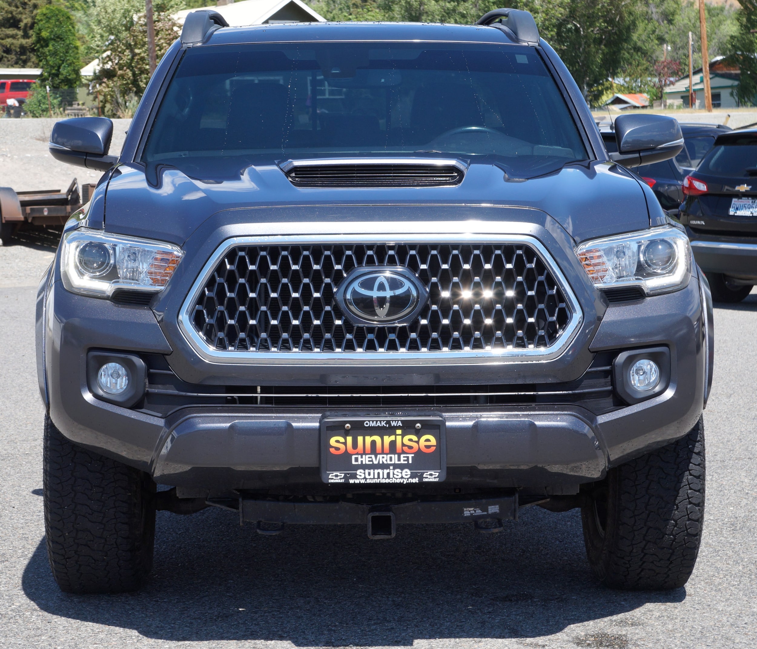 Used 2019 Toyota Tacoma TRD Off Road with VIN 5TFDZ5BN3KX043593 for sale in Omak, WA