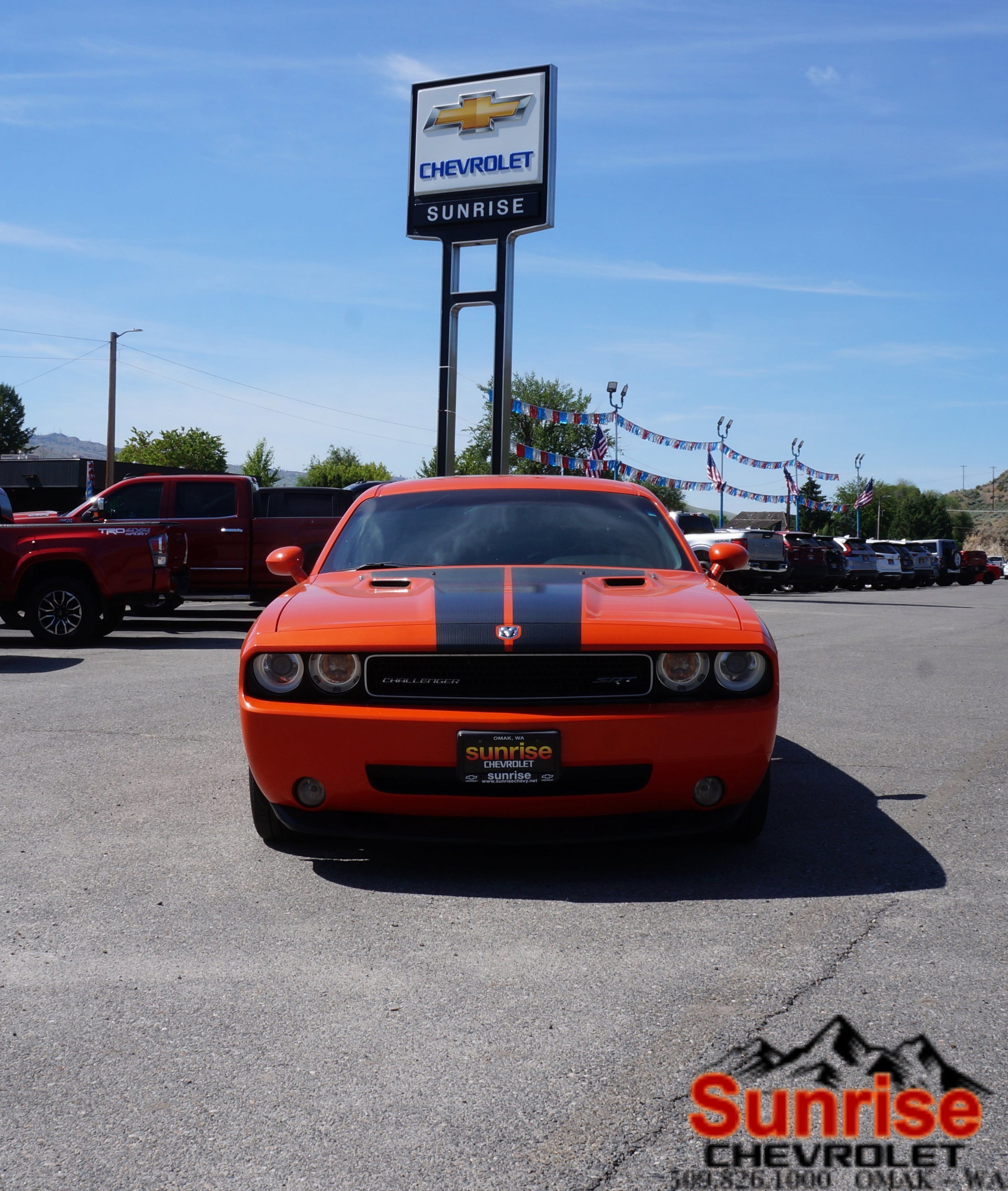 Used 2008 Dodge Challenger SRT8 with VIN 2B3LJ74W88H291261 for sale in Omak, WA