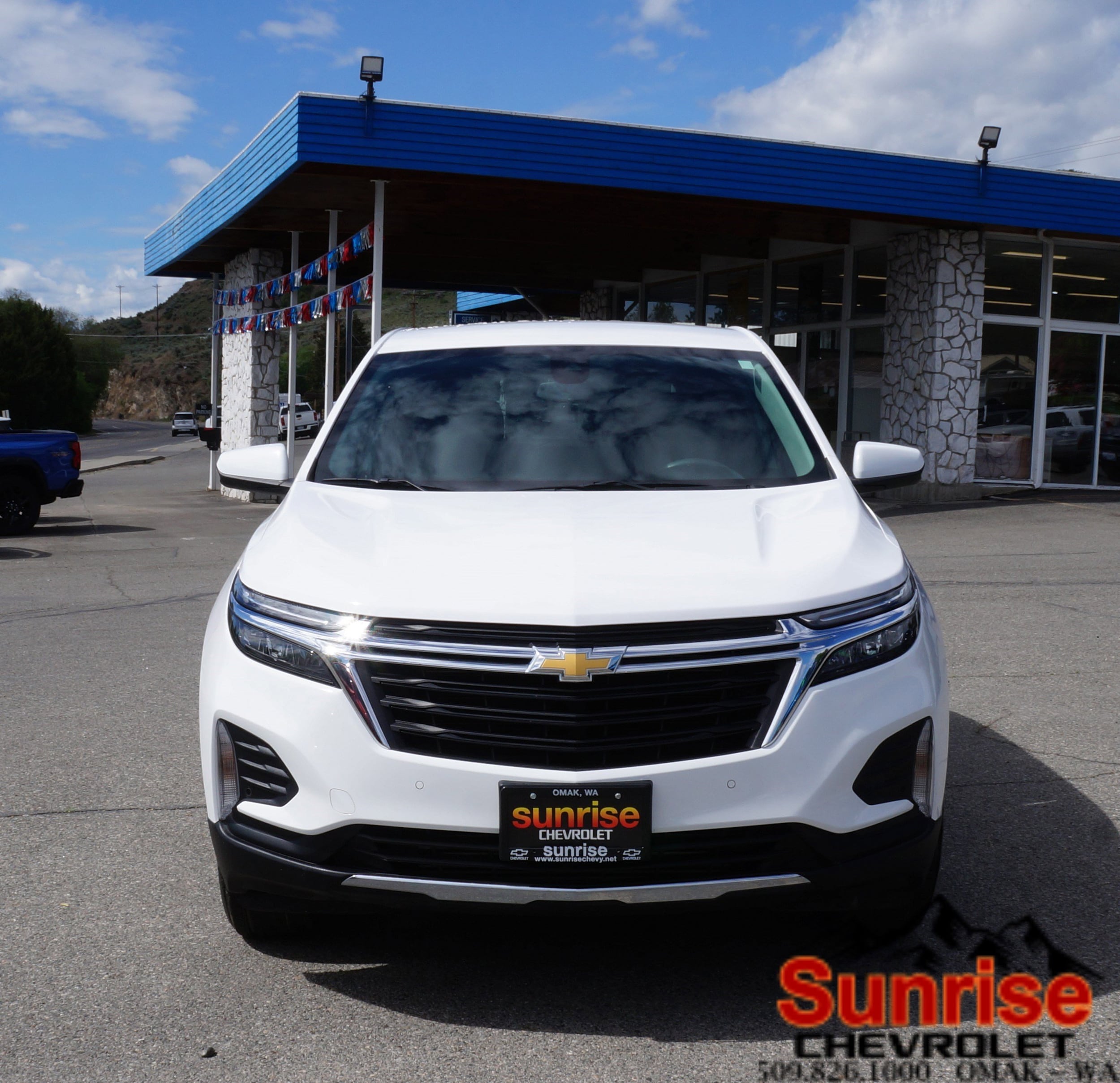 Used 2022 Chevrolet Equinox LT with VIN 3GNAXTEV0NL134708 for sale in Omak, WA