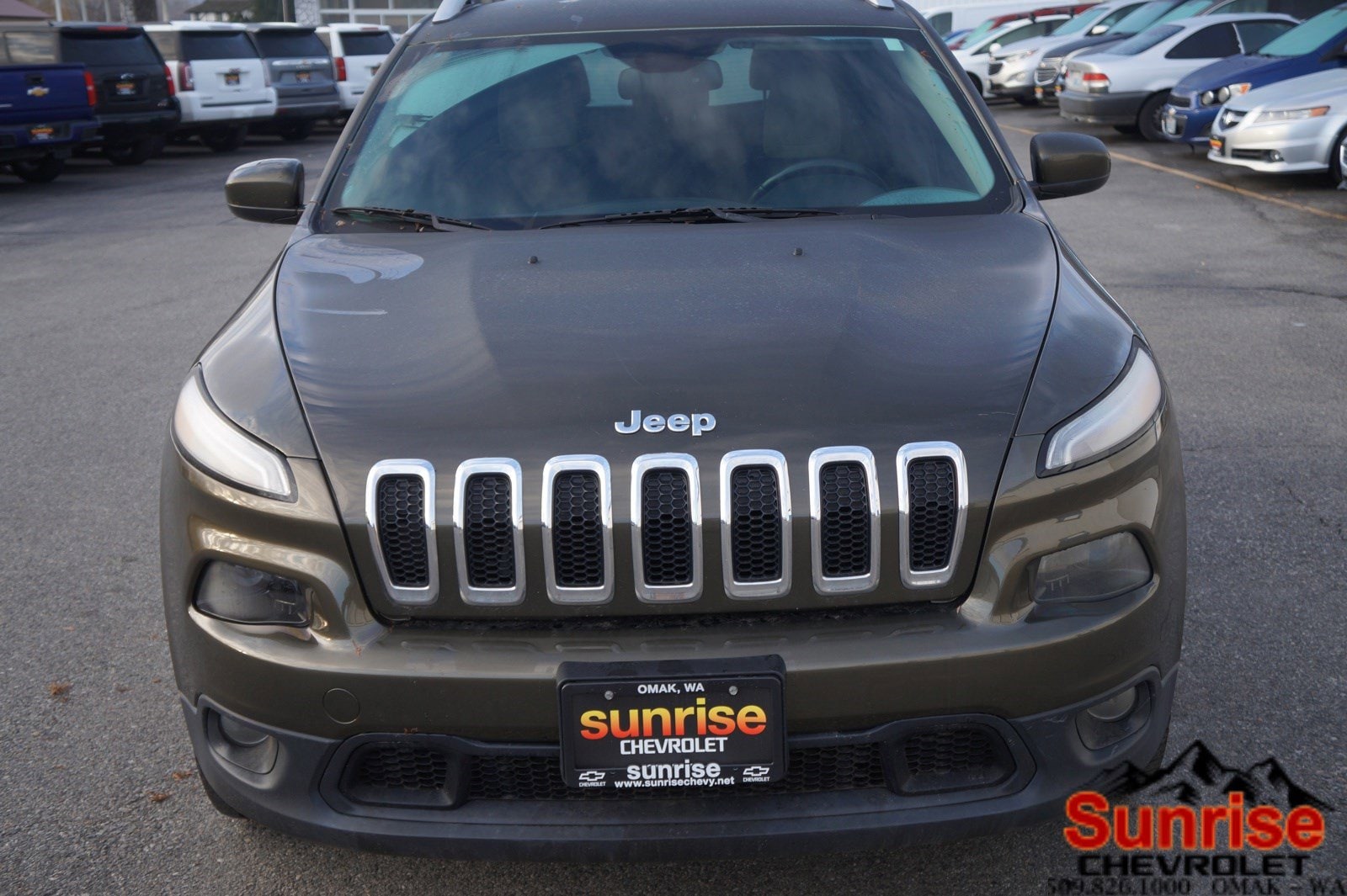 Used 2015 Jeep Cherokee Latitude with VIN 1C4PJMCS2FW510291 for sale in Omak, WA