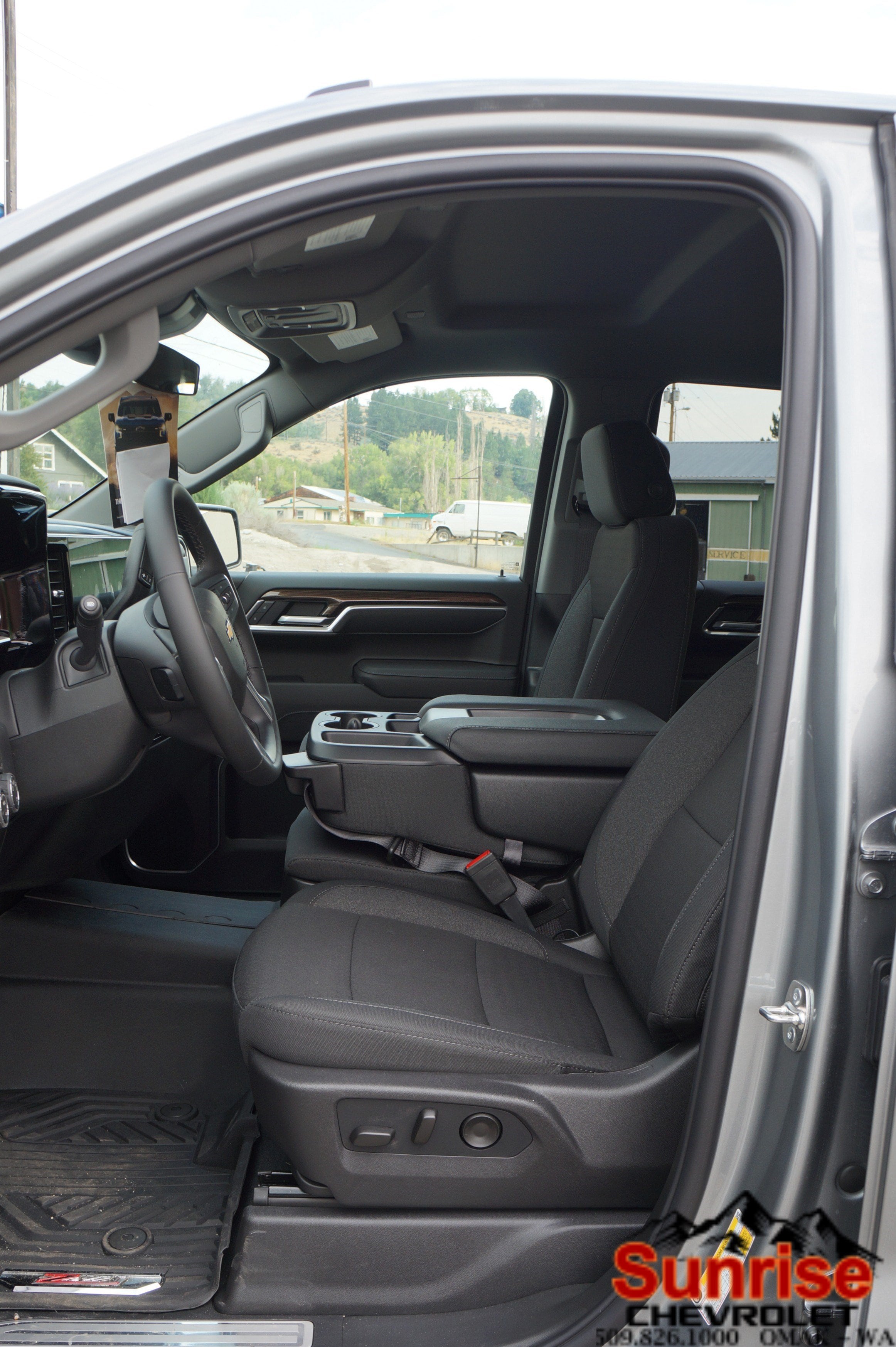 2026 Chevrolet Silverado 1500 LT - Photo 10