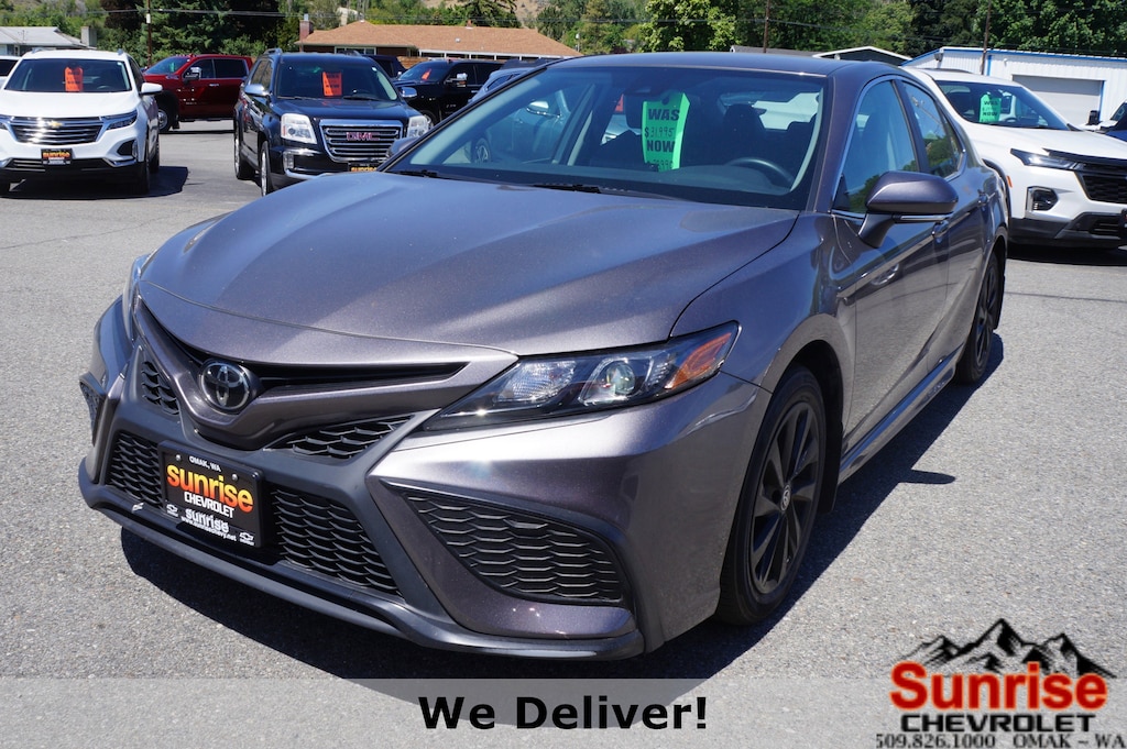 Used 2024 Toyota Camry SE SE Auto