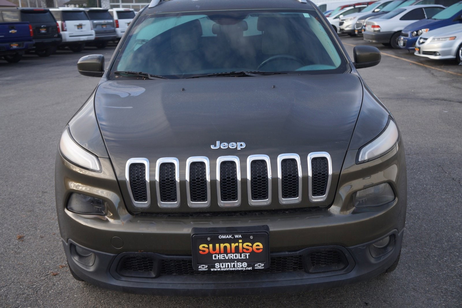 Used 2015 Jeep Cherokee Latitude with VIN 1C4PJMCS2FW510291 for sale in Omak, WA