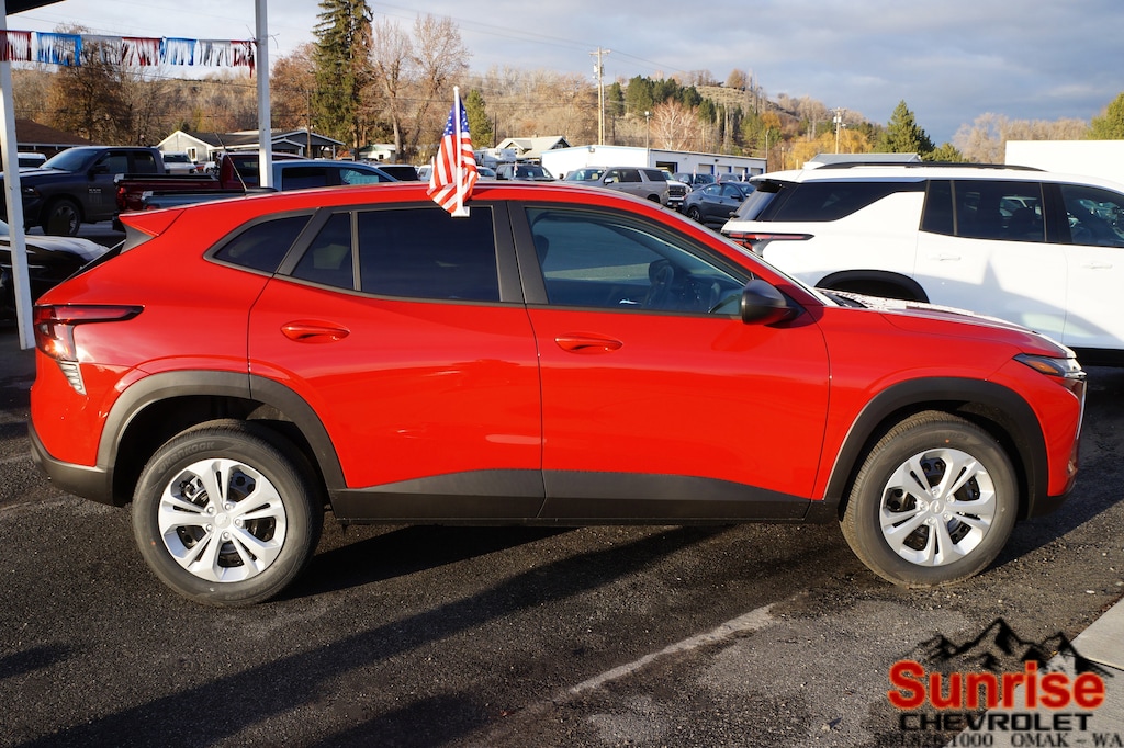 New 2026 Chevrolet Trax LS SUV