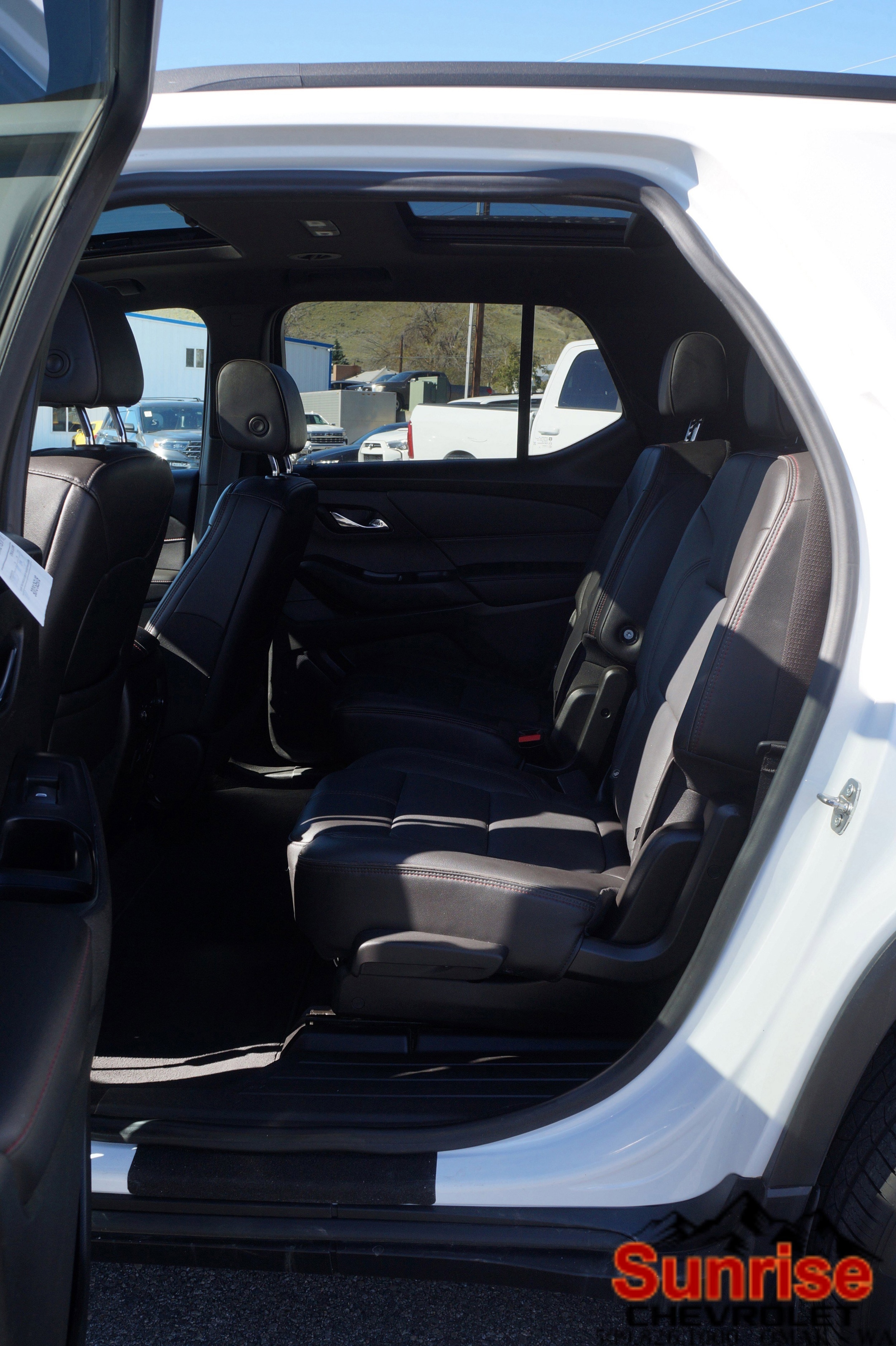 2022 Chevrolet Traverse RS - Photo 13