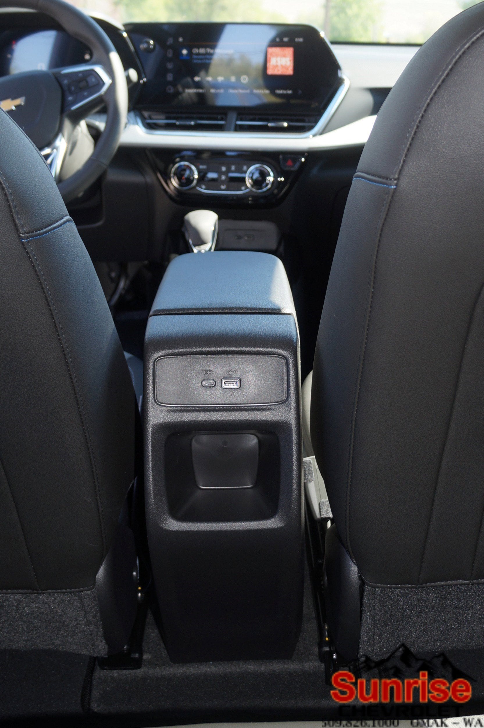 2026 Chevrolet Trax LT - Photo 13