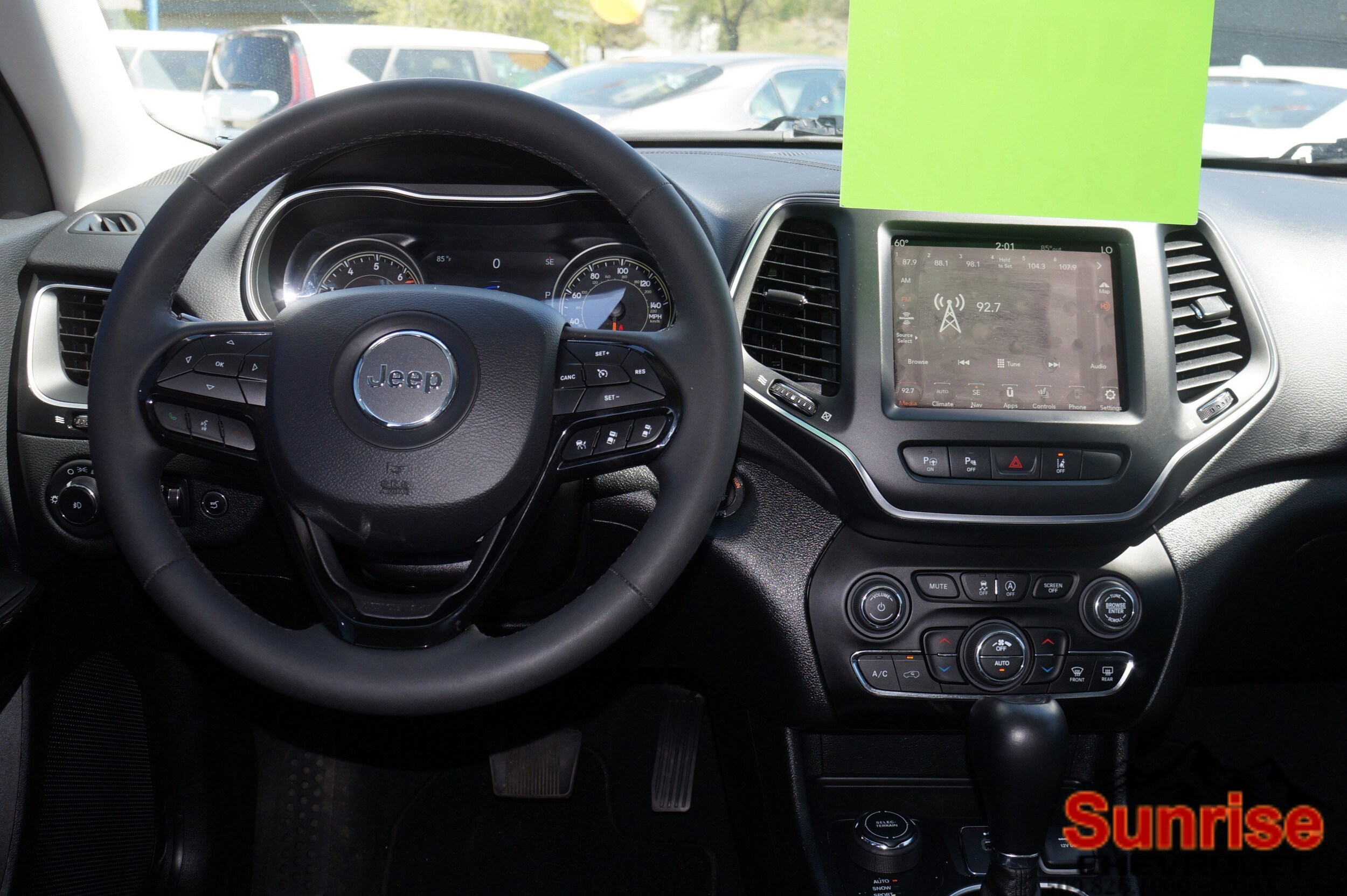 2023 Jeep Cherokee Altitude Lux - Photo 13