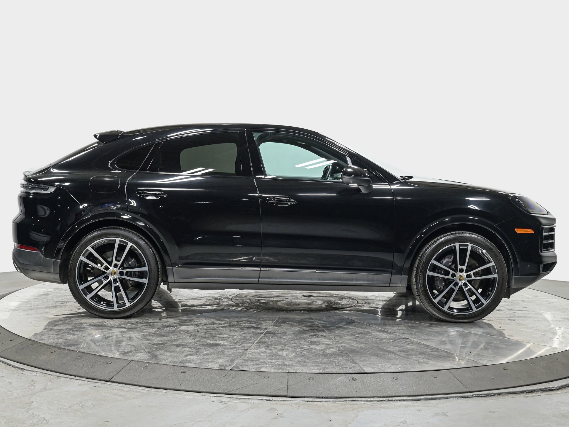2024 Porsche Cayenne Coup Base - Photo 8