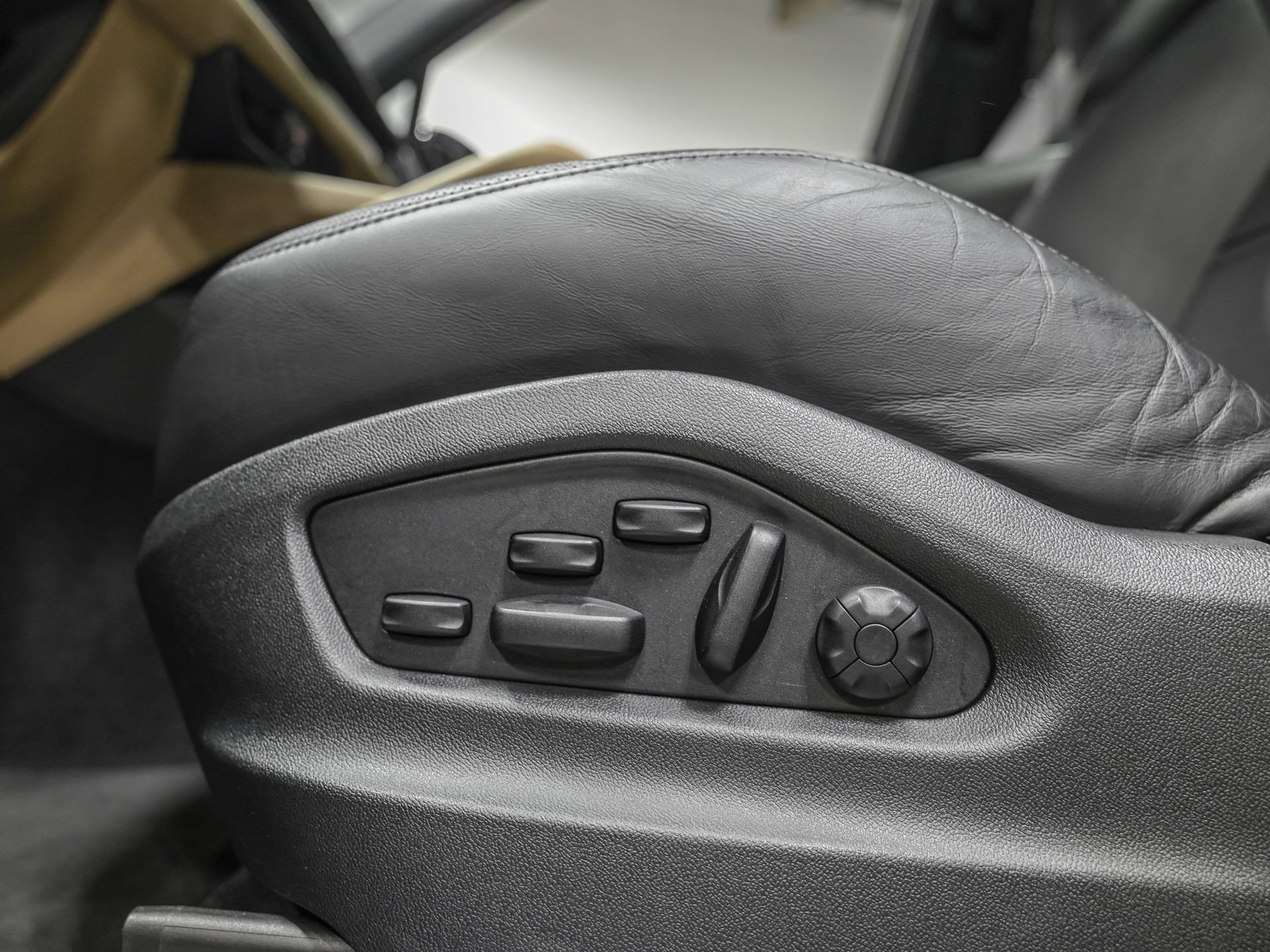 2024 Porsche Cayenne Coup Base - Photo 14