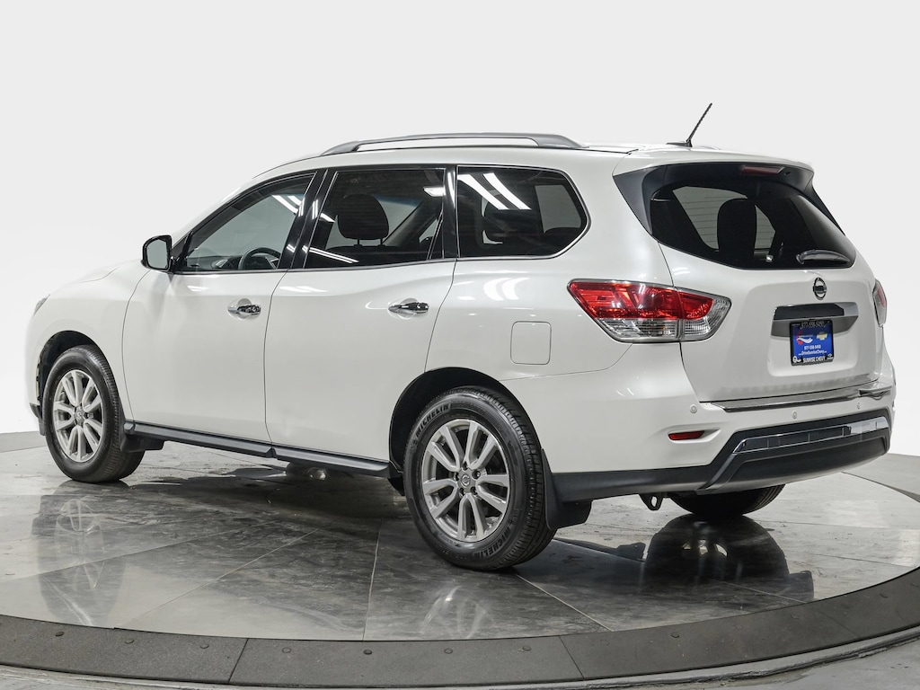 Used 2015 Nissan Pathfinder SV SUV