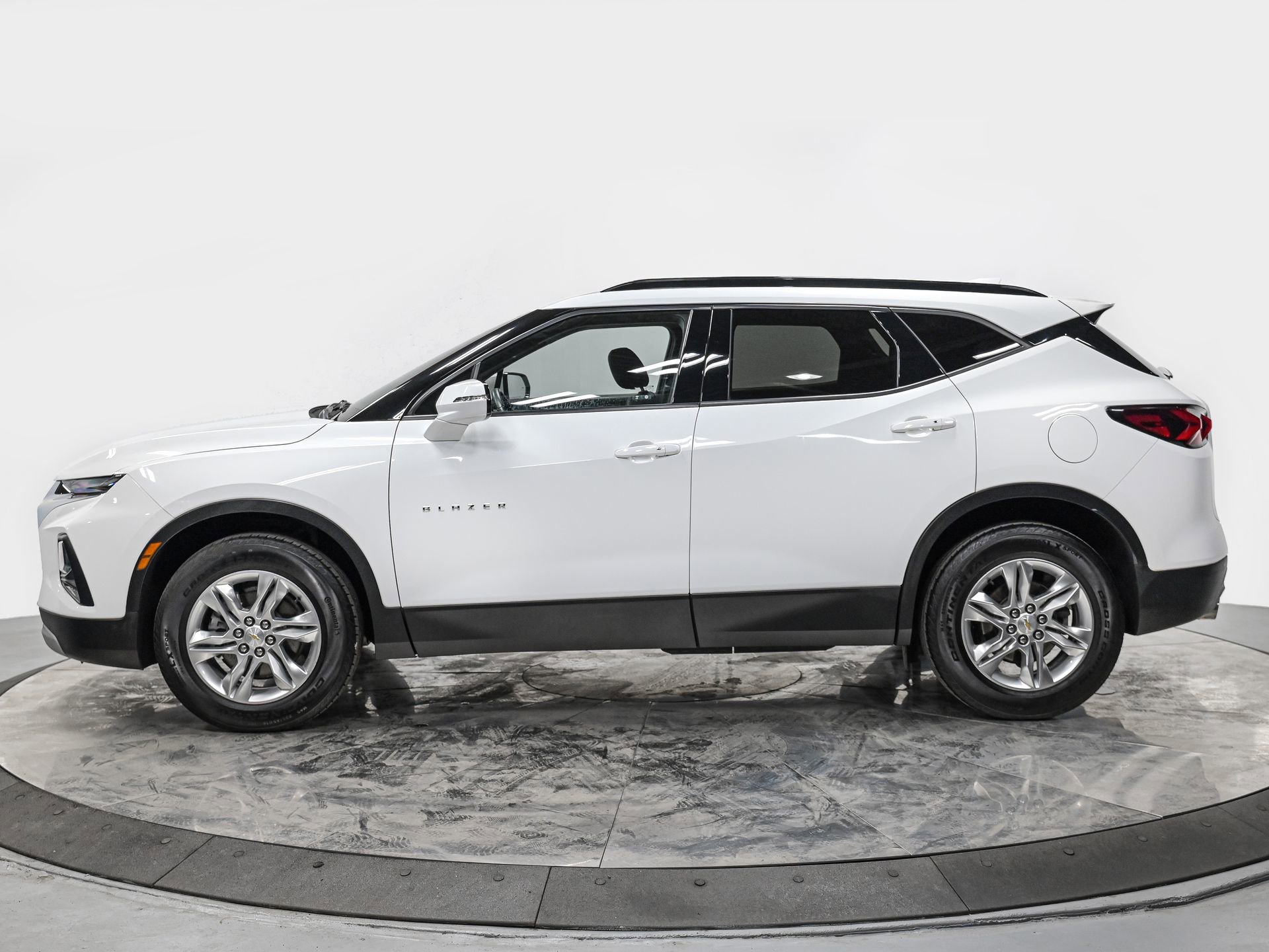 Used 2022 Chevrolet Blazer 3LT with VIN 3GNKBJR40NS154150 for sale in Forest Hills, NY