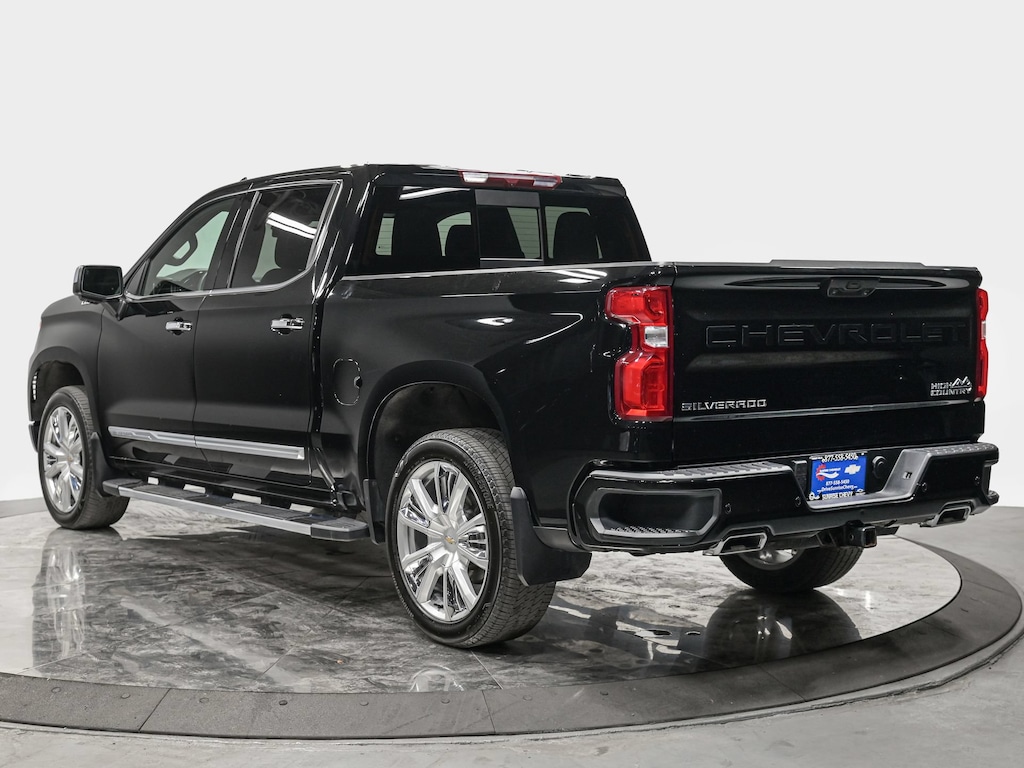 Used 2025 Chevrolet Silverado 1500 High Country Truck Crew Cab