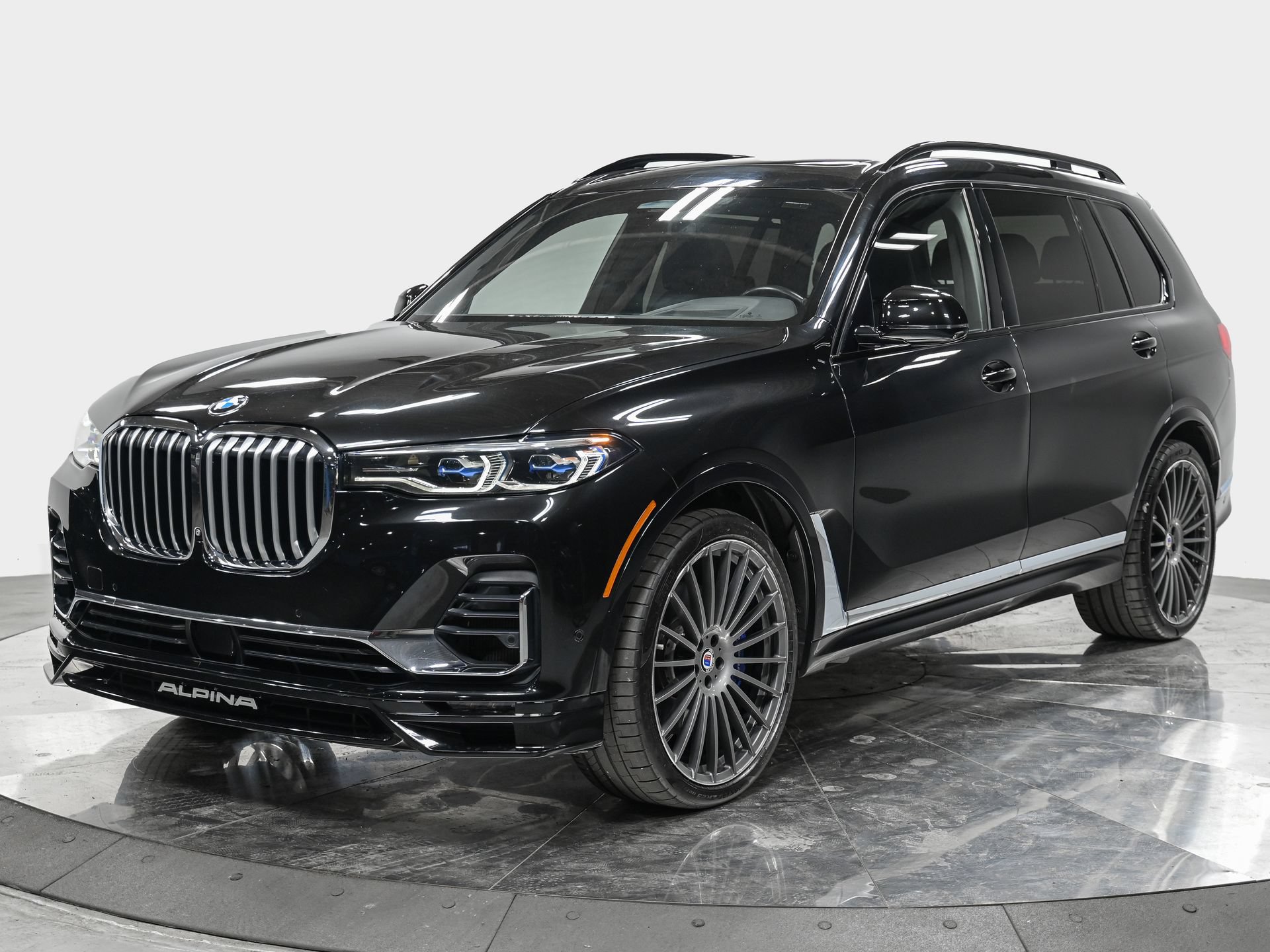 2022 BMW X7 ALPINA XB7