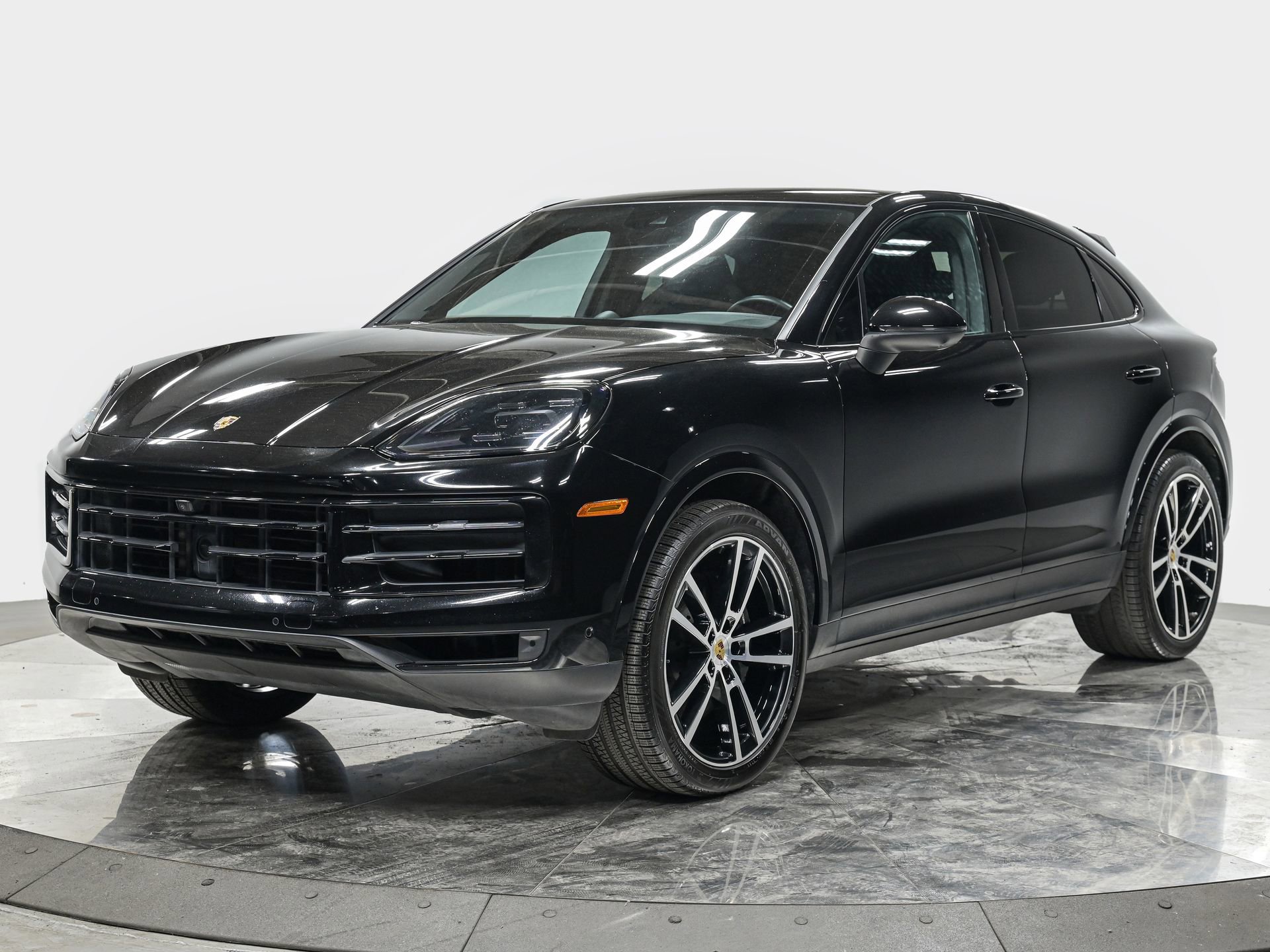 2024 Porsche Cayenne -'s photo