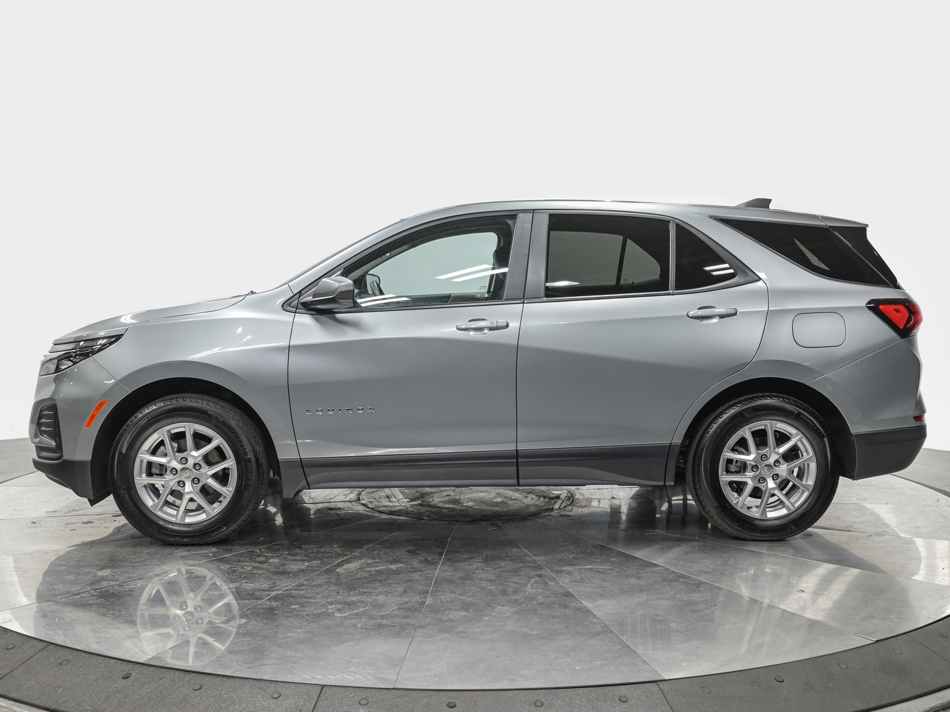 Used 2024 Chevrolet Equinox LS SUV