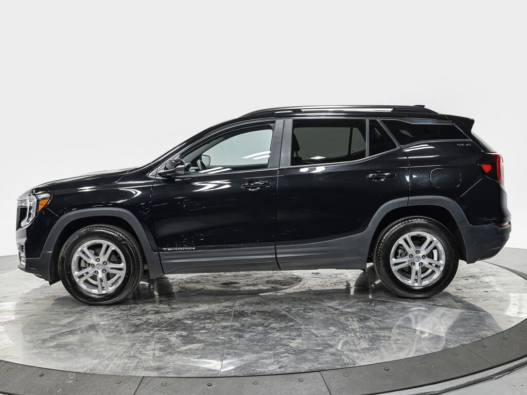 Used 2023 GMC Terrain SLE SUV