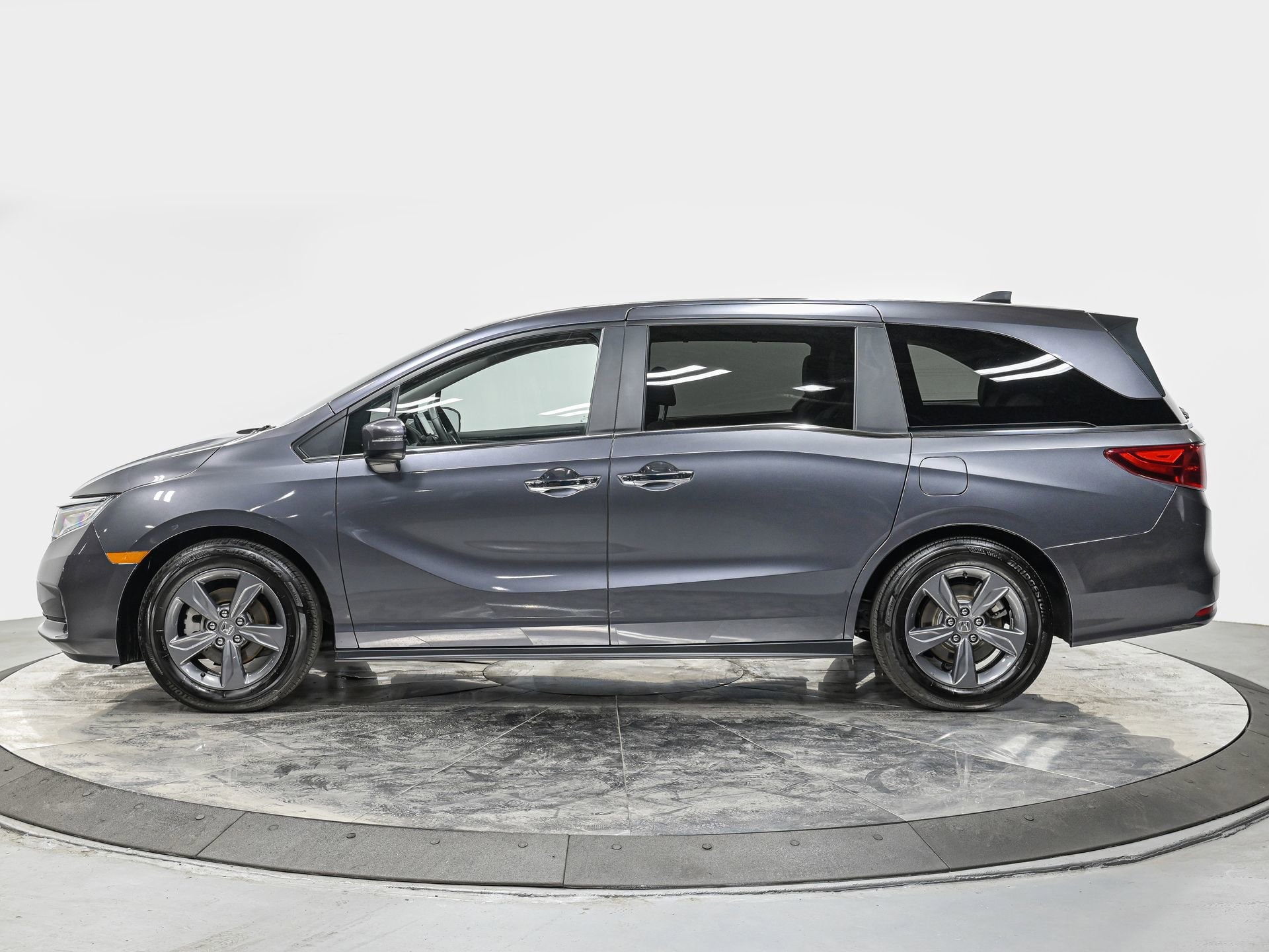 Used 2024 Honda Odyssey EX with VIN 5FNRL6H58RB028077 for sale in Forest Hills, NY