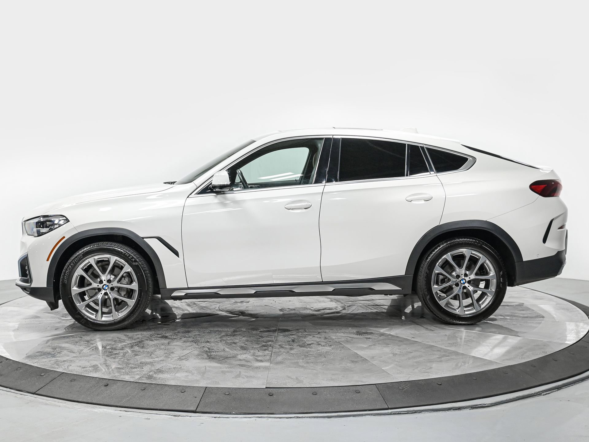 Used 2023 BMW X6 40i with VIN 5UXCY6C00P9P66349 for sale in Forest Hills, NY