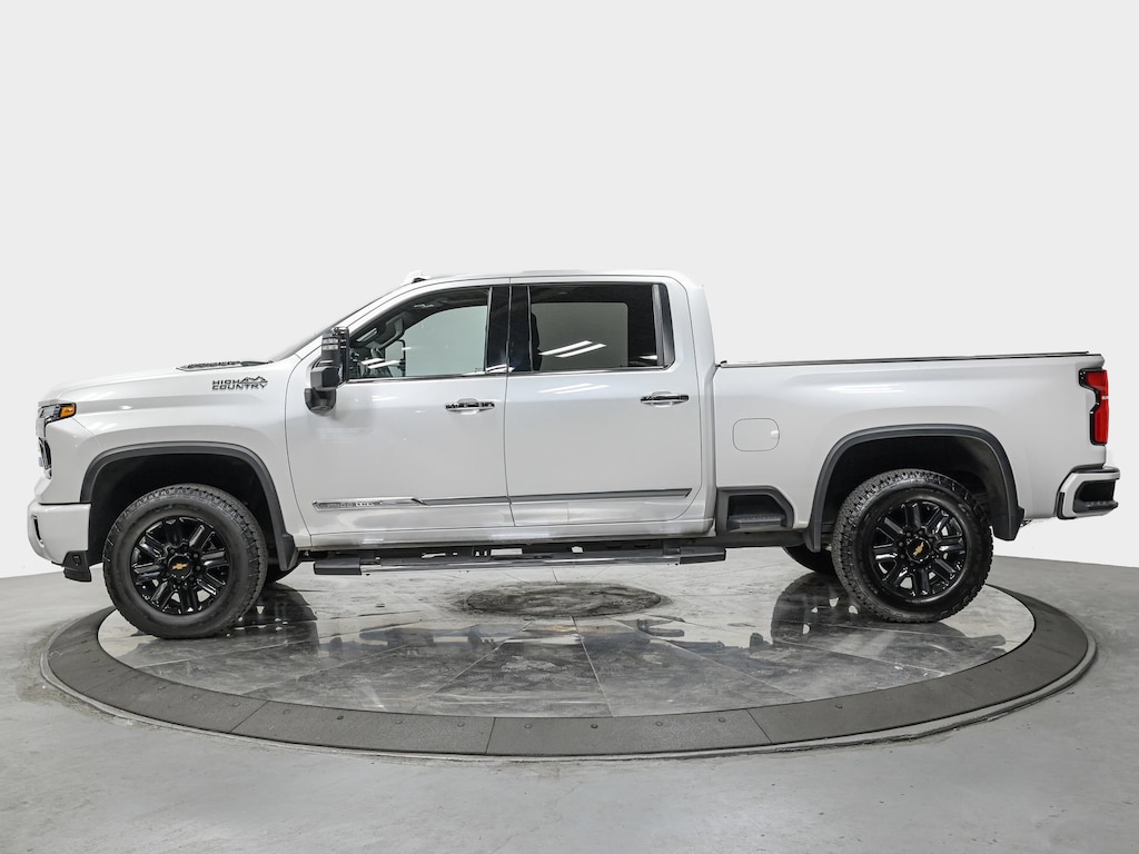 Used 2024 Chevrolet Silverado 2500 HD High Country Truck Crew Cab