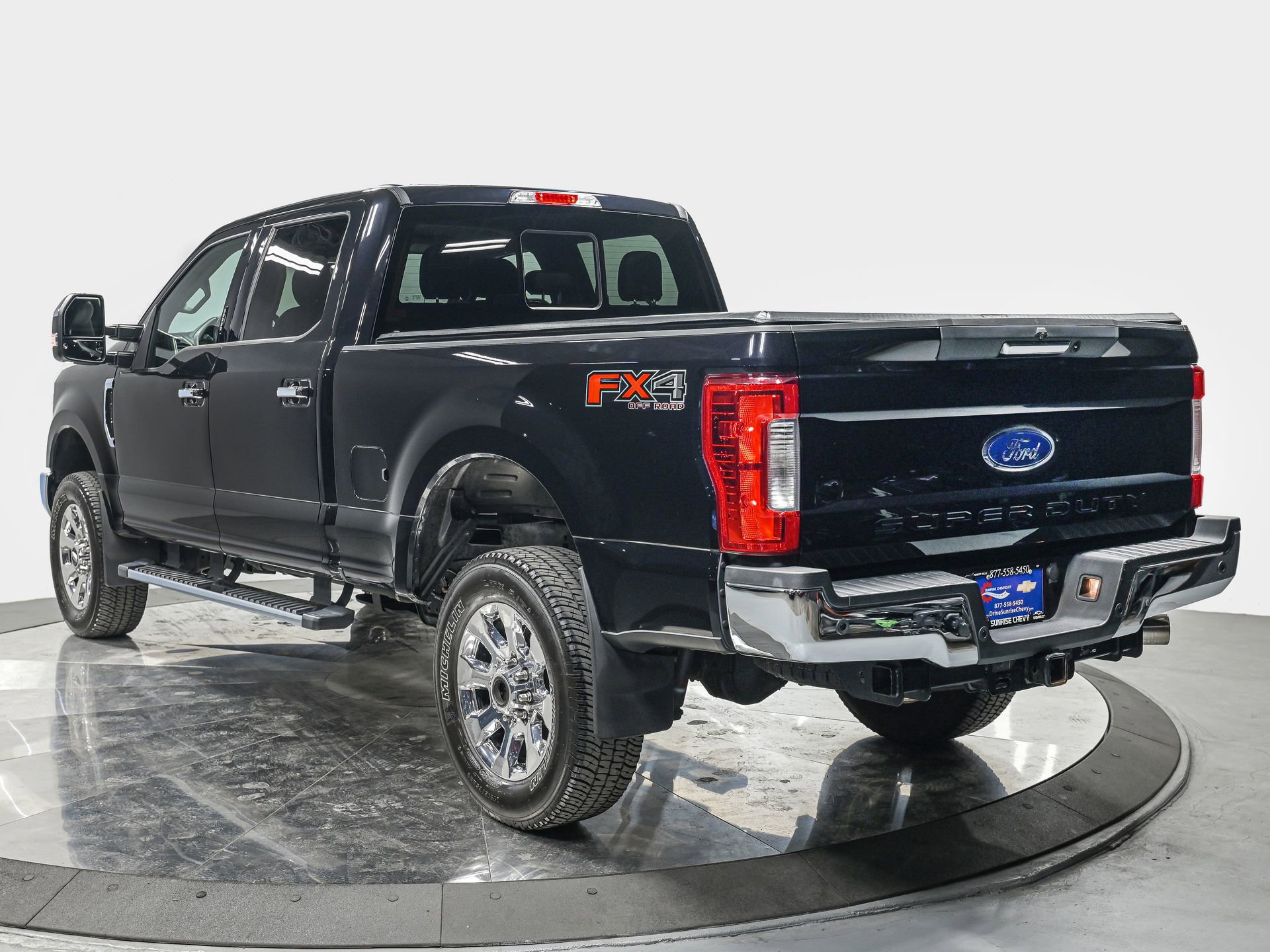 2019 Ford F-250 Lariat photo 4