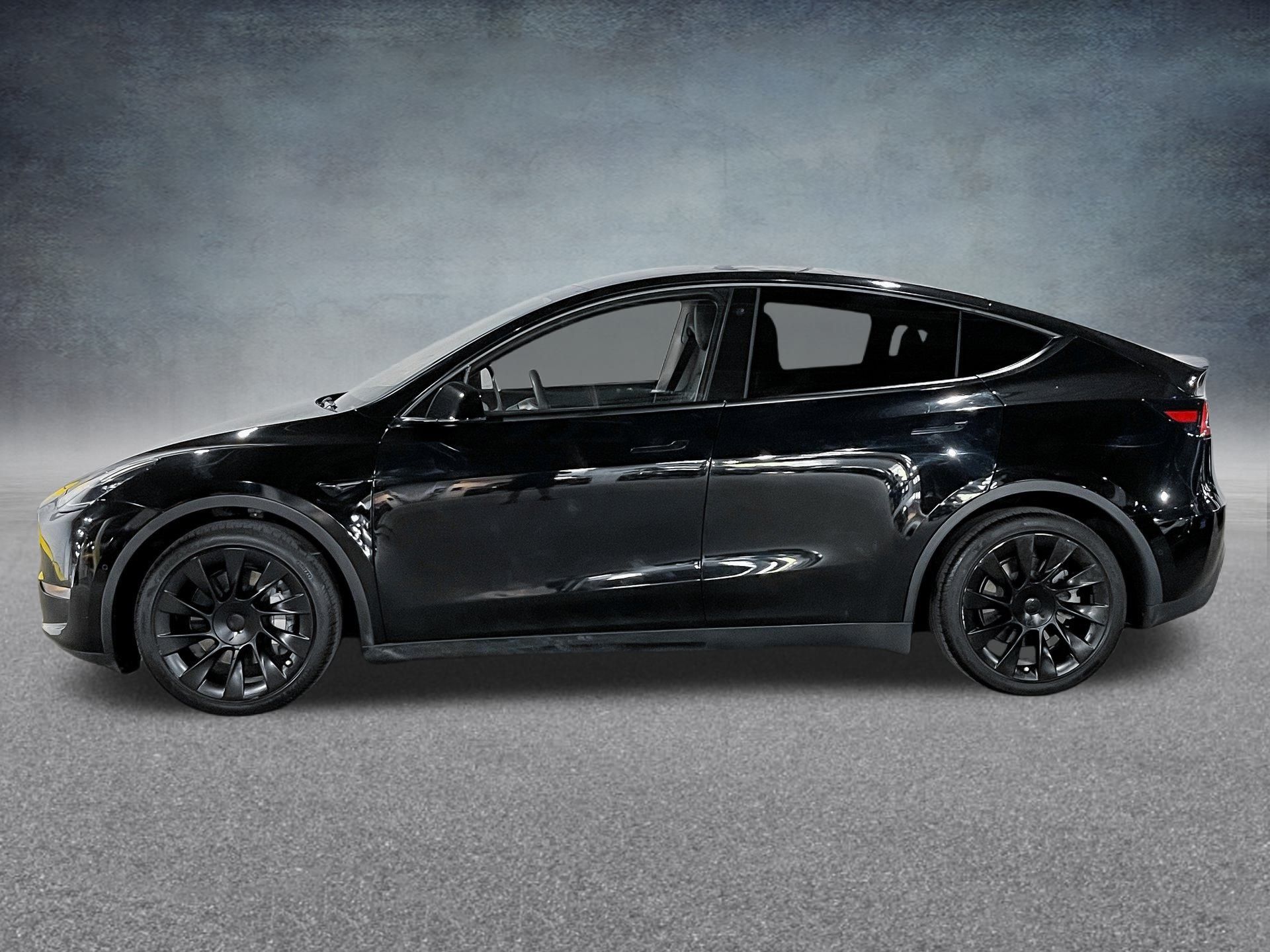 Used 2021 Tesla Model Y Long Range with VIN 5YJYGDEE7MF078857 for sale in Forest Hills, NY