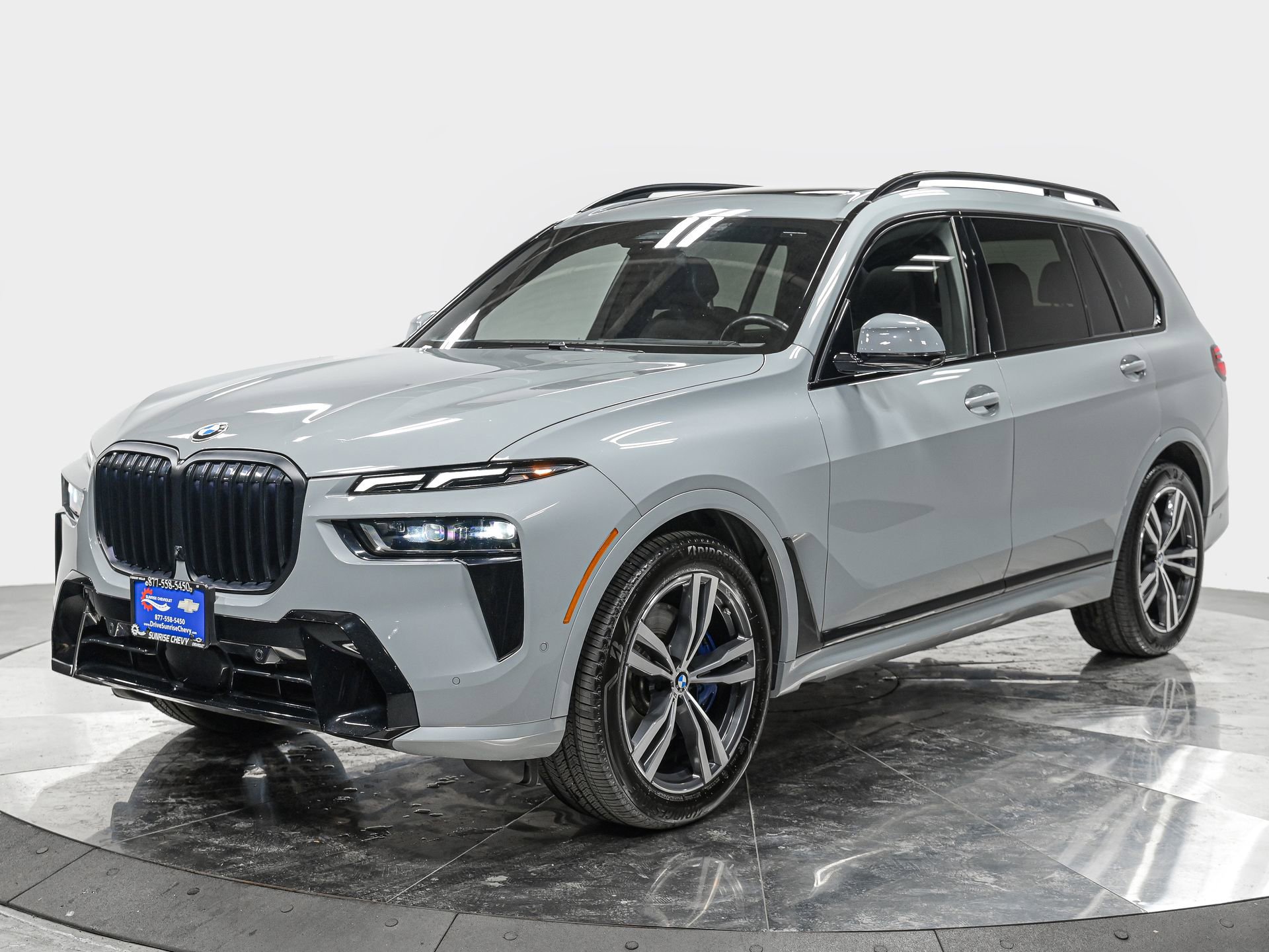 2023 BMW X7