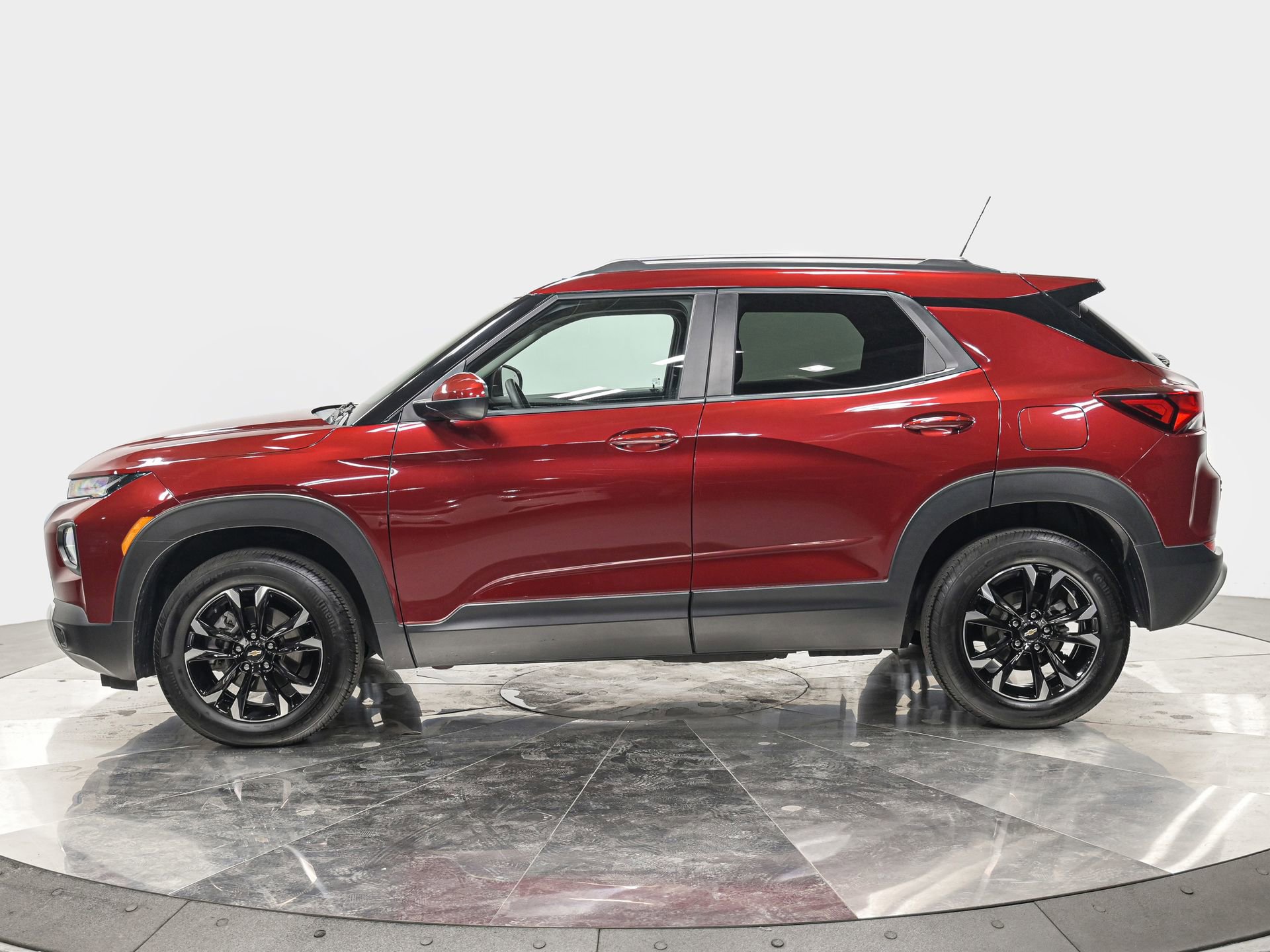 Used 2023 Chevrolet TrailBlazer LT with VIN KL79MRSLXPB200449 for sale in Queens, NY