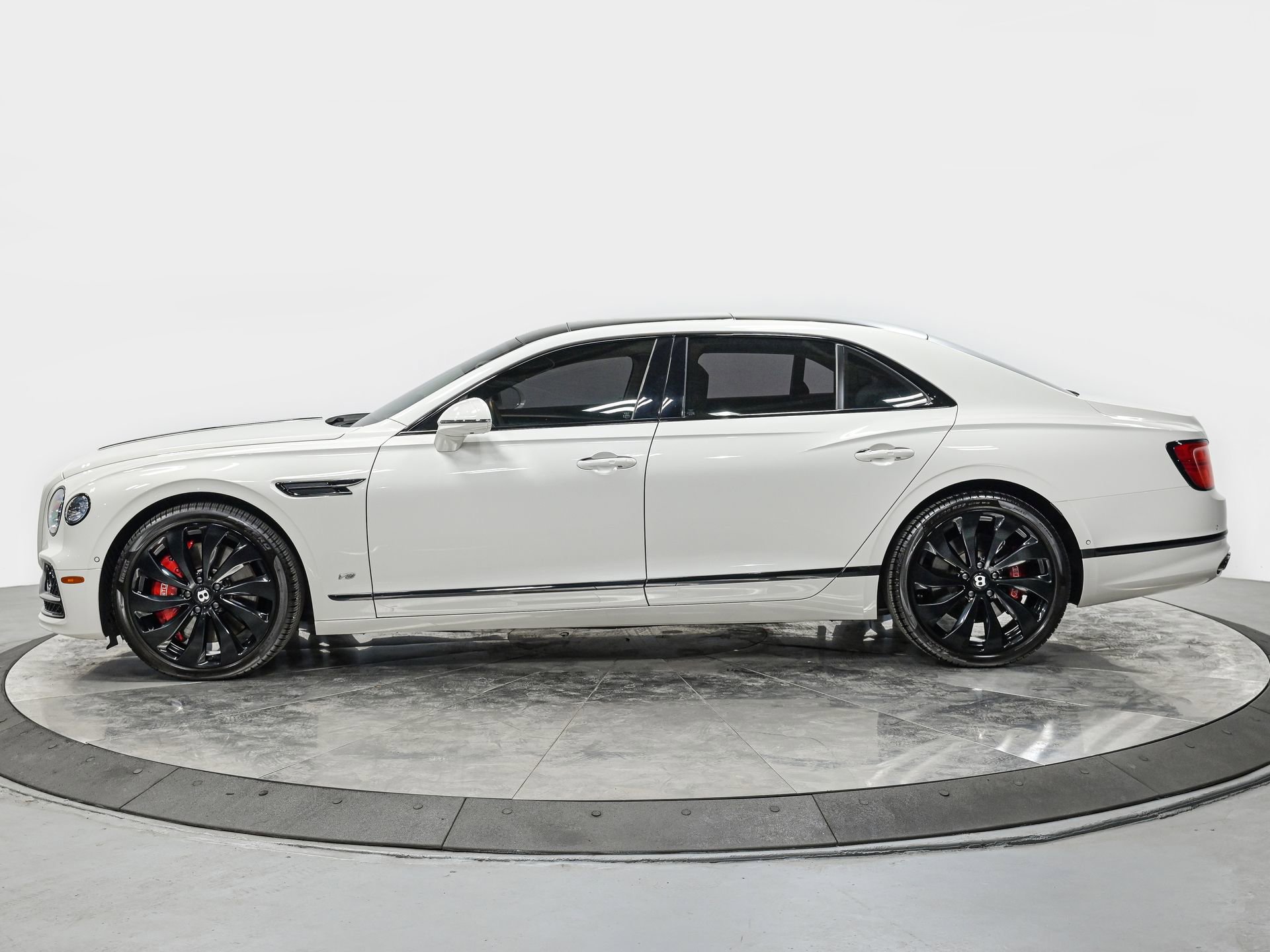 Used 2021 Bentley Flying Spur Base with VIN SCBBG6ZG0MC087686 for sale in Forest Hills, NY