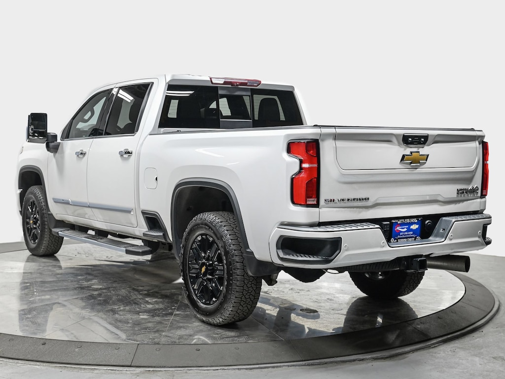 Used 2024 Chevrolet Silverado 2500 HD High Country Truck Crew Cab