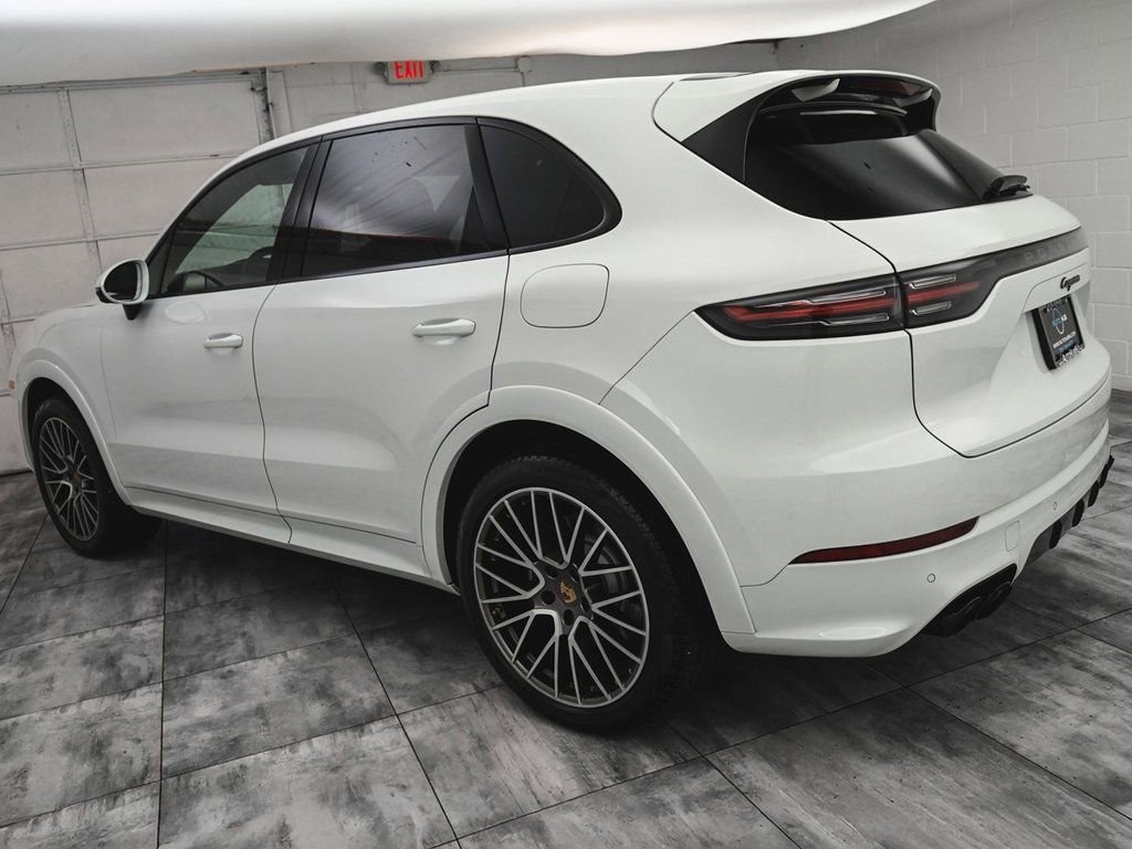 Used 2022 Porsche Cayenne E-Hybrid SUV