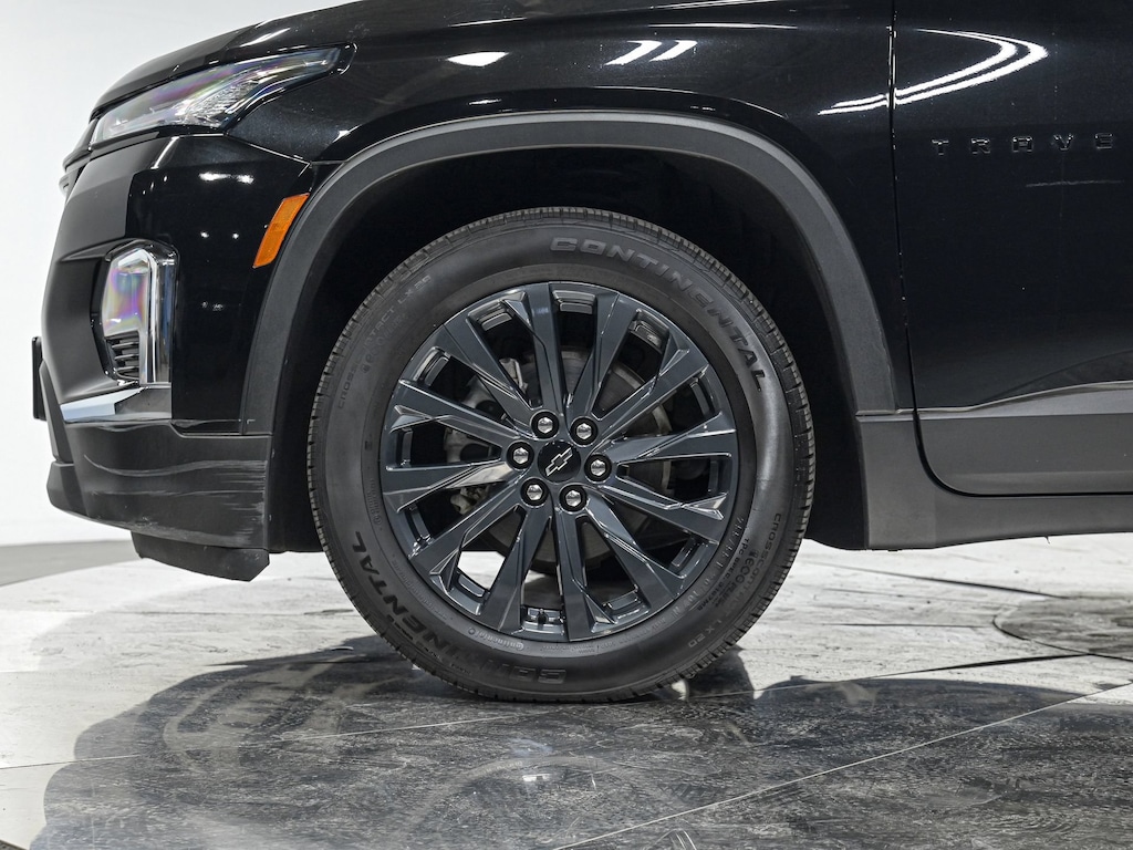 Used 2023 Chevrolet Traverse RS SUV